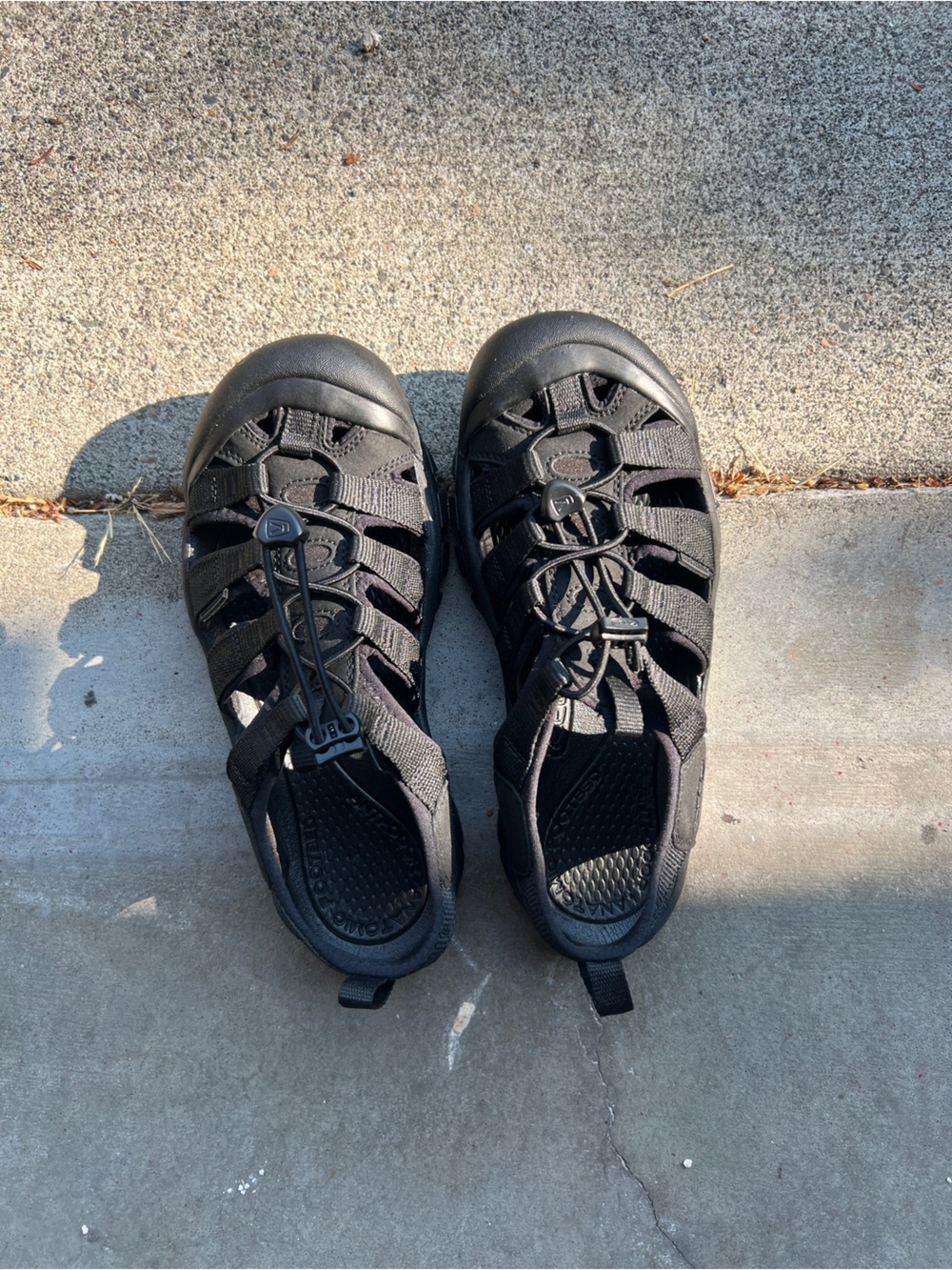 Keen Newport H2 Sandal - W 8